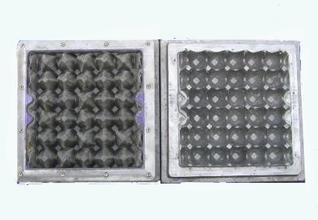 Máquina de fabricação de bandejas de ovos pequenas com potência total de 45 kW e secador de metal