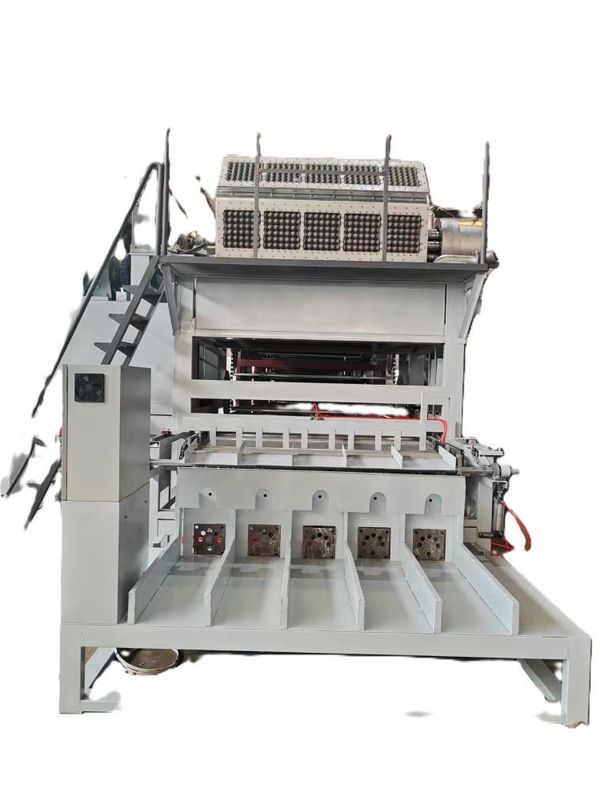 Linha de produção de cartão de ovos de papel eco-amigável de resíduos Rotativo 45KW-200kw Máquina de bandeja de ovos de grande capacidade 15 lugares Máquina de fabricação de cartão de ovos 4 * 4 Molde Tipo