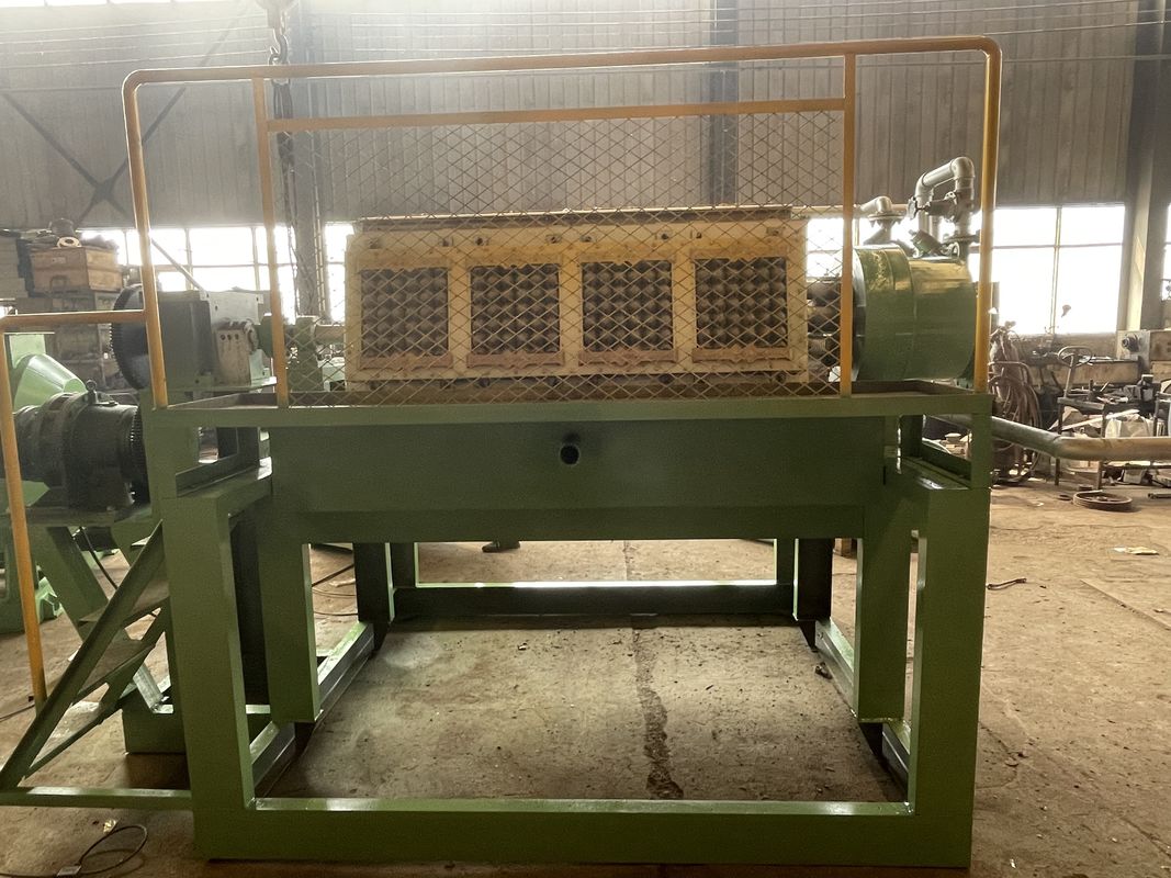 Máquina Rotativa de Bandeja de Ovos de Papel de 4 Lados com Controle PLC e Material de Molde Plástico para Produção de Formação de Bandejas de Ovos