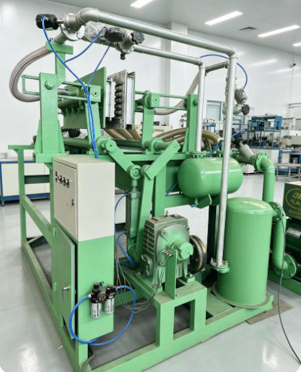 40-65kw 1000-1500pcs por hora máquina de bandeja de ovos bandeja de ovos linha de produção para fazer bandejas de ovos embalagens de ovos bandejas de sapatos bandejas de infância bandejas moldes de alumínio controlado por PLC