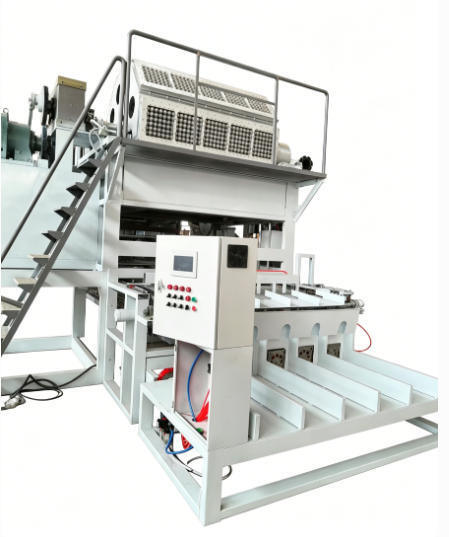 Linha de produção de bandejas de ovos de alta capacidade com sistemas completos de secagem e empilhamento para a produção de pasta, produzindo 5000 bandejas de papel por hora