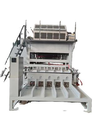 Máquina de moldagem de pasta de papel totalmente automática Máquina de produção de bandeja de ovos de papel Linea de produção controlada por PLC Grande capacidade 5 * 8 moldes Formar rotativo