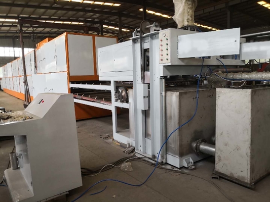 A papelada automática completa recicla a linha de produção da bandeja do ovo da máquina de molde da polpa